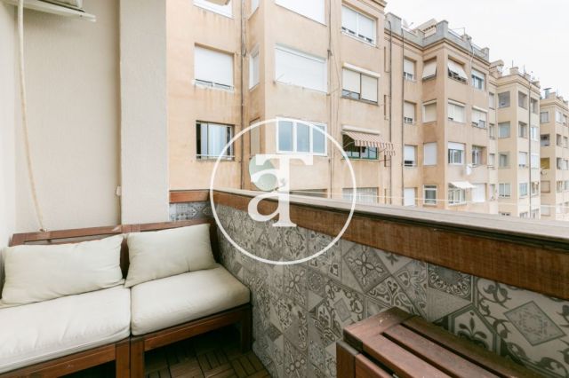 Monthly rental apartment with 2 bedrooms and terrace in Les Corts 10