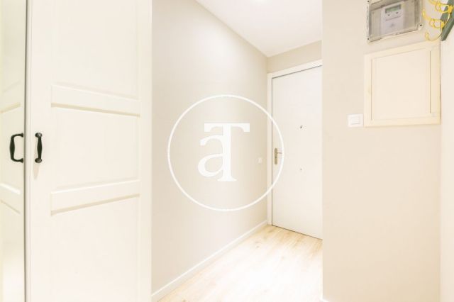 Monthly rental apartment with 2 bedrooms and terrace in Les Corts 31