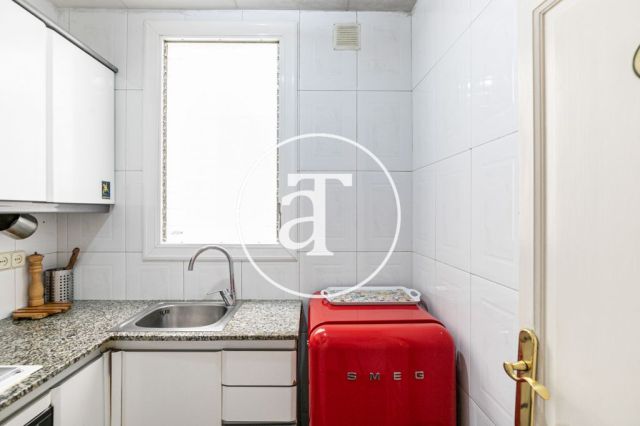 Piso de alquiler temporal de 1 habitación a pasos de Plaza España 12