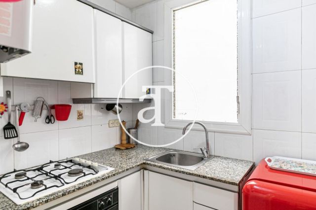 Piso de alquiler temporal de 1 habitación a pasos de Plaza España 10