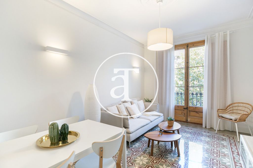 Monthly rental apartment with 2 bedrooms in Eixample Esquerra 1