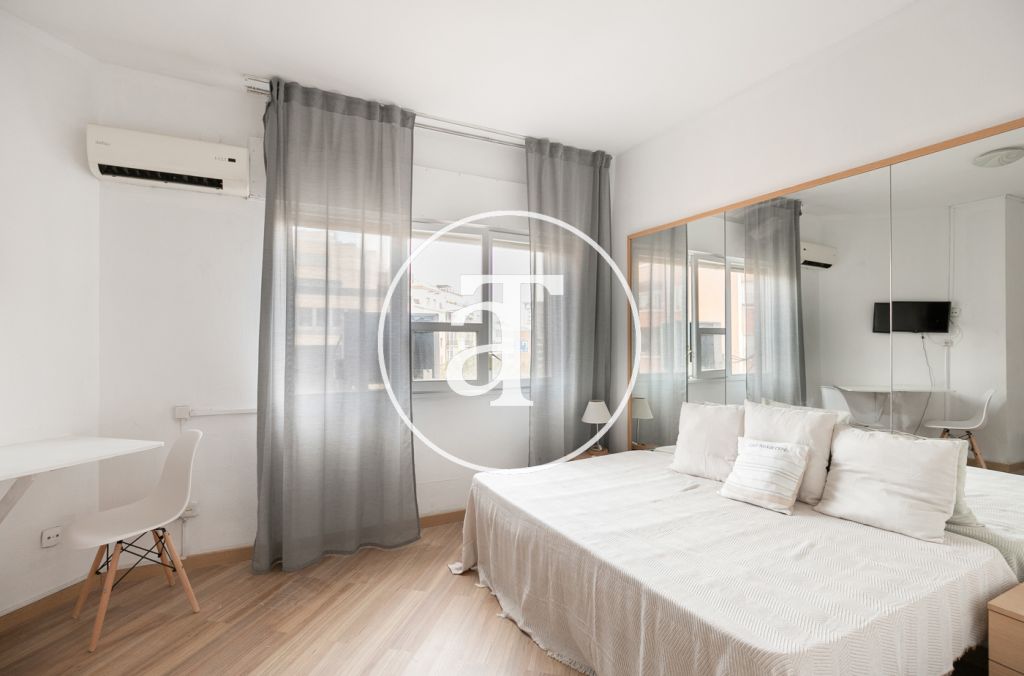Monthly rental studio close to Sants Station 2