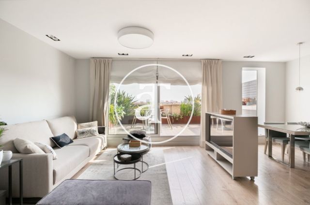 Appartement  de 3 chambres à louer temporairement avec 2 terrasses à El Clot 4