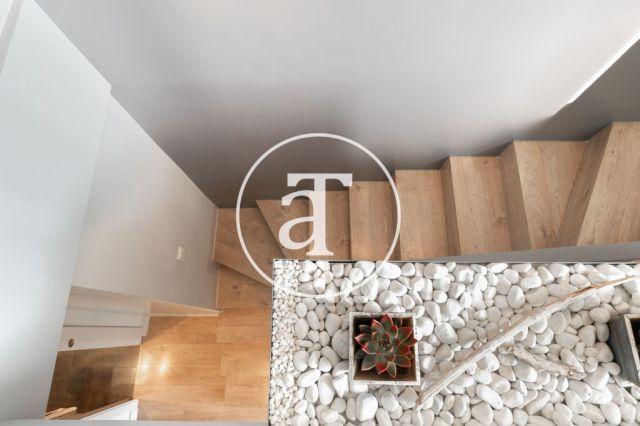 Appartement  de 3 chambres à louer temporairement avec 2 terrasses à El Clot 27