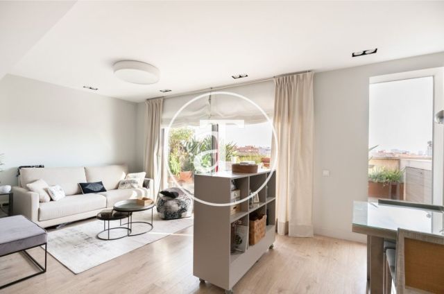 Appartement  de 3 chambres à louer temporairement avec 2 terrasses à El Clot 6