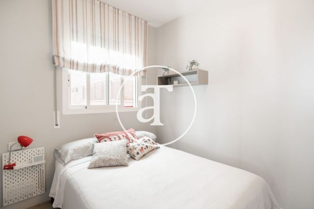 Appartement  de 3 chambres à louer temporairement avec 2 terrasses à El Clot 32