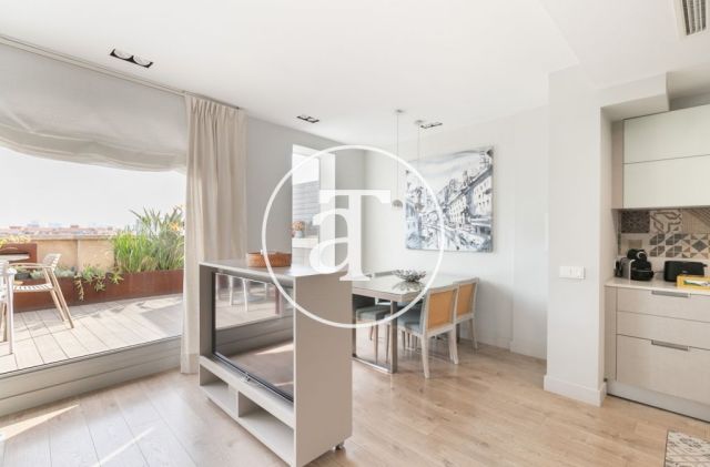 Appartement  de 3 chambres à louer temporairement avec 2 terrasses à El Clot 9