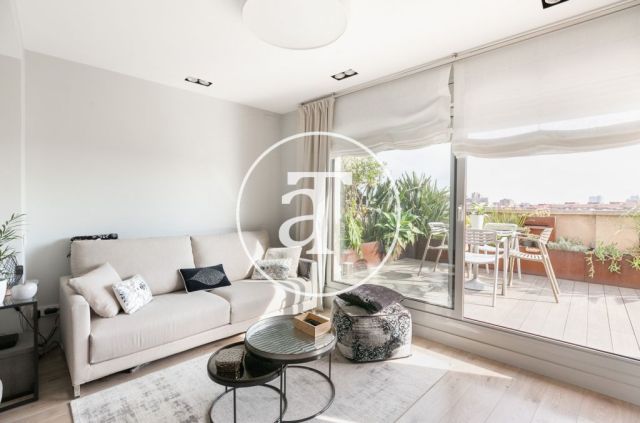 Appartement  de 3 chambres à louer temporairement avec 2 terrasses à El Clot 5