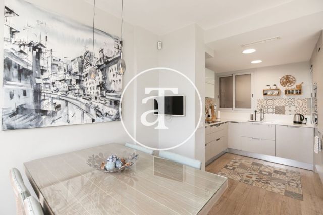 Appartement  de 3 chambres à louer temporairement avec 2 terrasses à El Clot 14