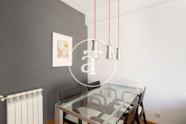 Monthly rental apartment with 3 bedroom and terrace close to Sant Antoni market 7