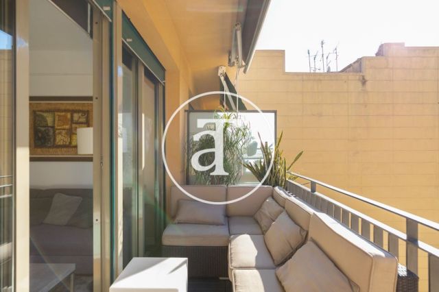 Monthly rental apartment with 3 bedroom and terrace close to Sant Antoni market 8