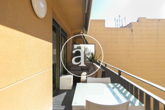 Monthly rental apartment with 3 bedroom and terrace close to Sant Antoni market 13