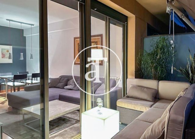 Monthly rental apartment with 3 bedroom and terrace close to Sant Antoni market 15