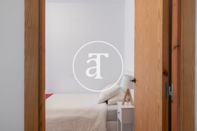 Monthly rental apartment with 2 bedrooms in Poble-sec 15
