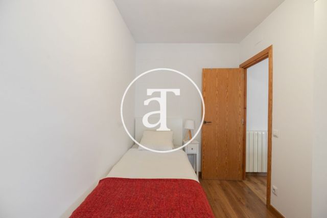 Monthly rental apartment with 2 bedrooms in Poble-sec 17