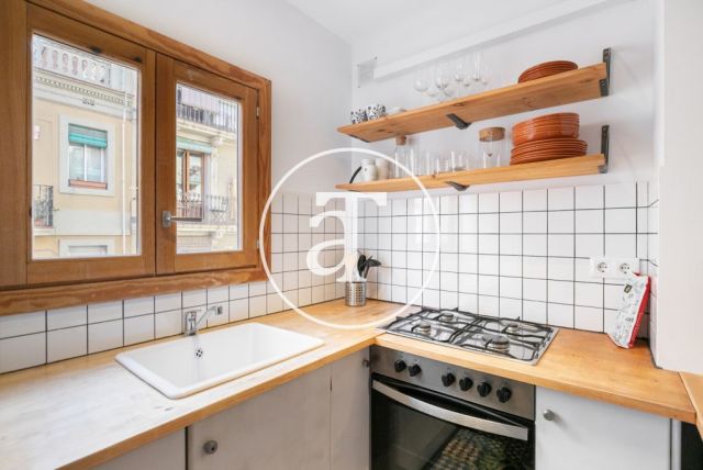 Monthly rental apartment with 2 bedrooms in Poble-sec 14