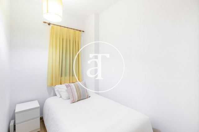 Location temporaire d'un appartement avec 3 chambres, un studio et une terrasse à Sagrada Familia 18