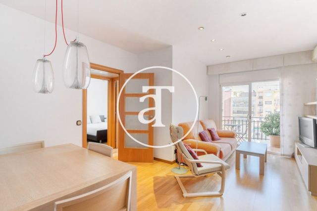 Location temporaire d'un appartement avec 3 chambres, un studio et une terrasse à Sagrada Familia 6