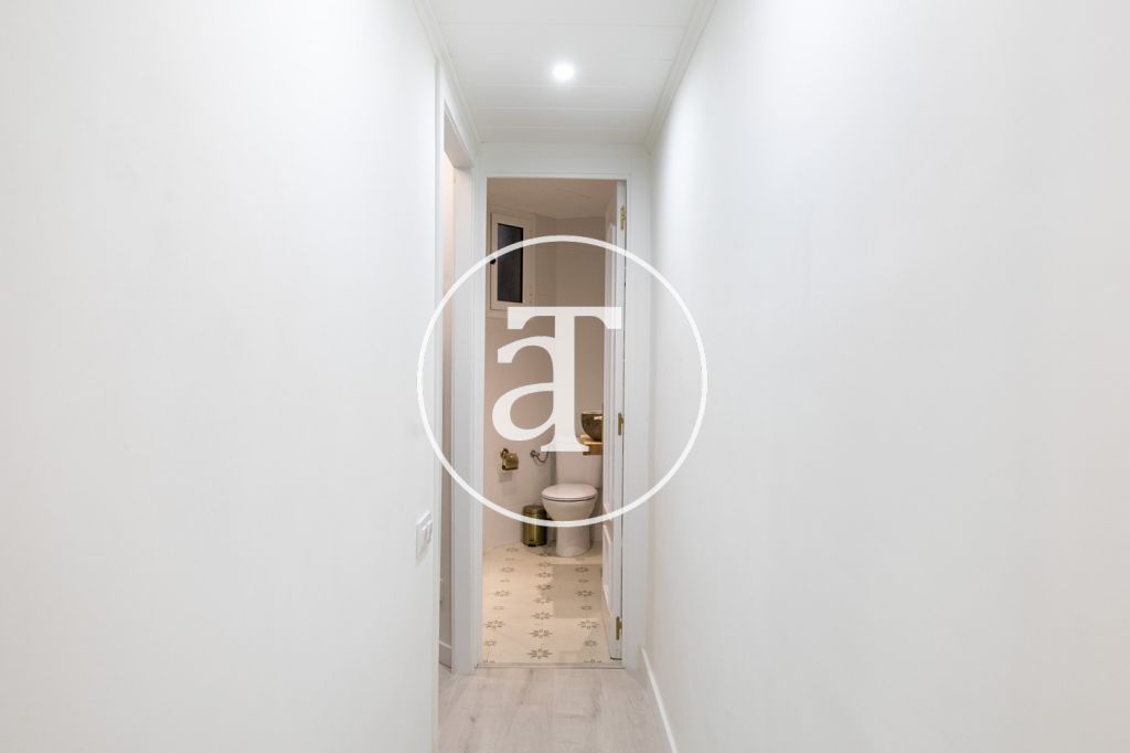 Location temporaire d'un appartement avec une chambre et un studio dans le quartier de la Sagrada Familia 25