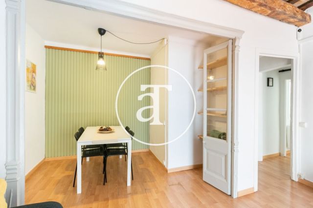 Appartement de 1 chambre à louer temporairement dans le quartier gothique 9