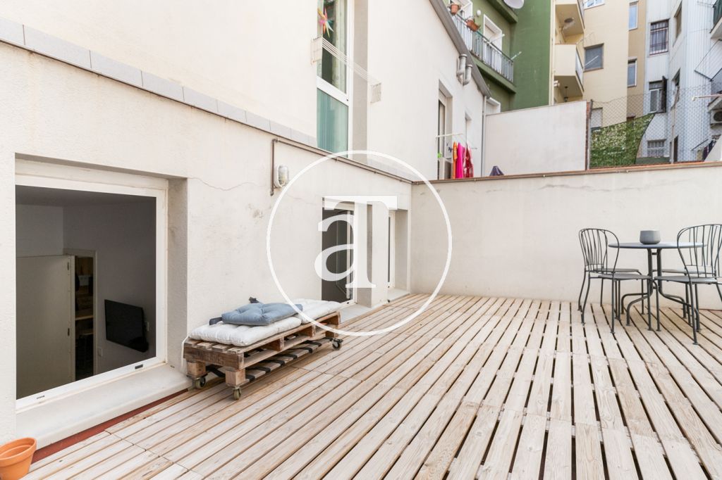 Monthly rental apartment with 1 bedroom and terrace in Poble Sec 2