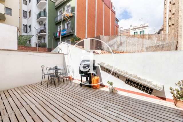 Monthly rental apartment with 1 bedroom and terrace in Poble Sec 6