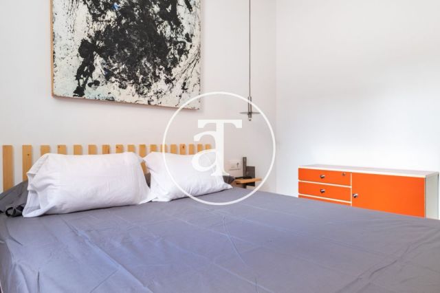 Monthly rental apartment with 1 bedroom and terrace in Poble Sec 21