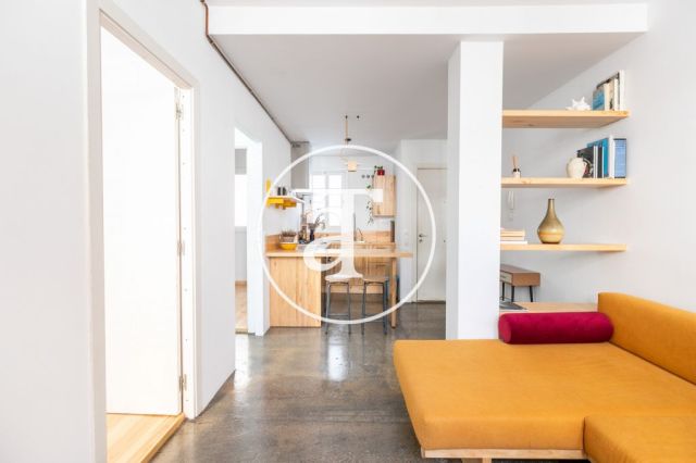 Monthly rental apartment with 1 bedroom and terrace in Poble Sec 2