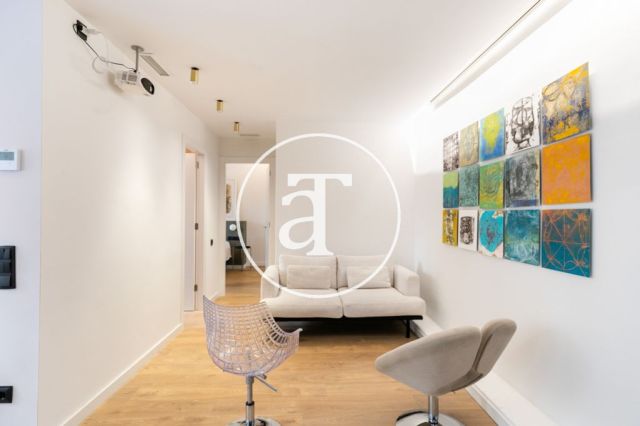 Monthly rental design apartment with 2 bedrooms and terrace steps from Passeig Sant Joan and Arc de Triomf 9