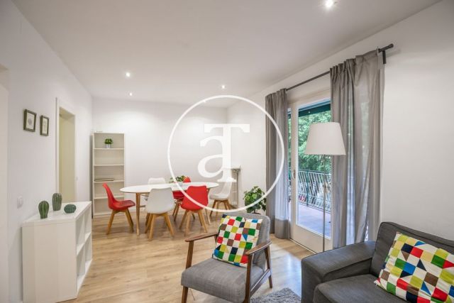 Mothly rental apartment with 3 bedrooms and terrace close to Paseo Sant Joan 9