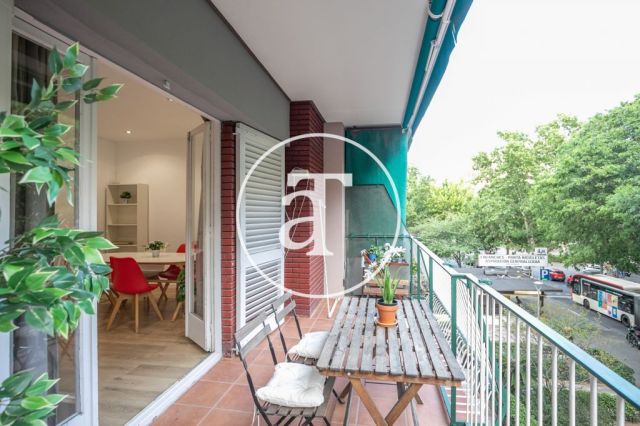 Mothly rental apartment with 3 bedrooms and terrace close to Paseo Sant Joan 4