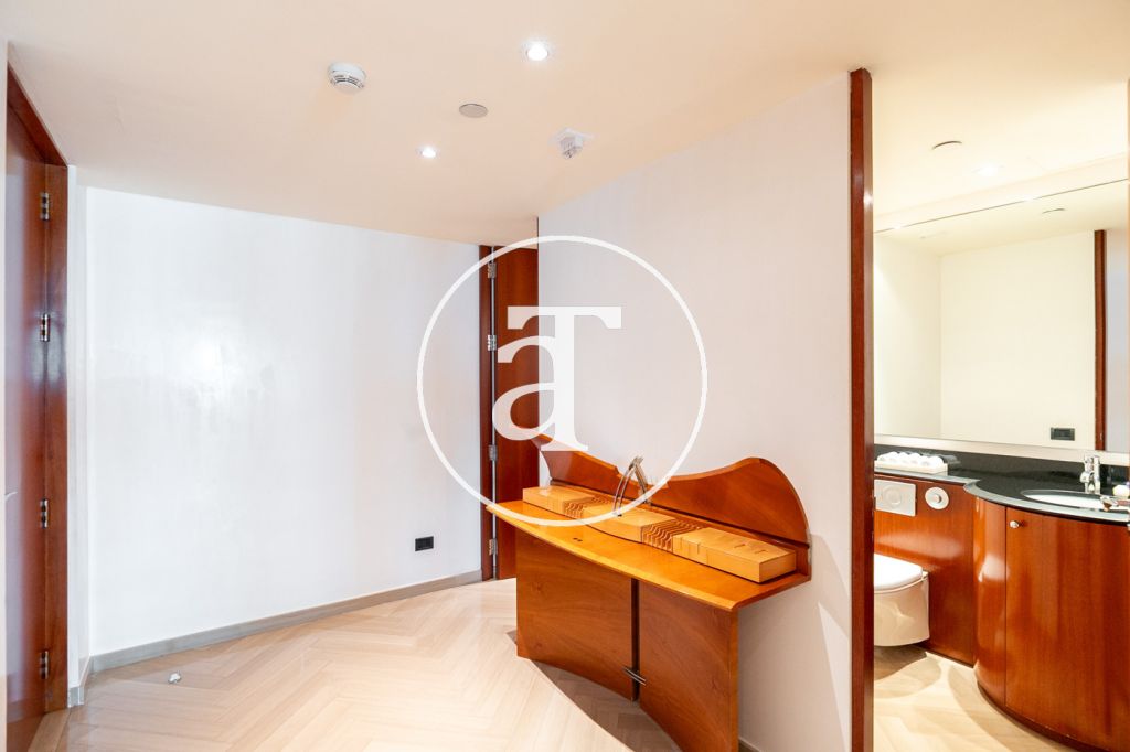 Duplex de luxe de 2 chambres à louer temporairement à Hotel Arts Barcelona 44
