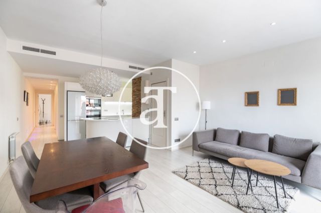 Monthly rental penthouse with 2 bedrooms and terrace close to Paseo Sant Joan 10