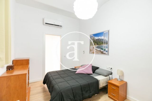 Piso de alquiler temporal de 2 habitaciones en el barrio de la Sagrada Familia 22