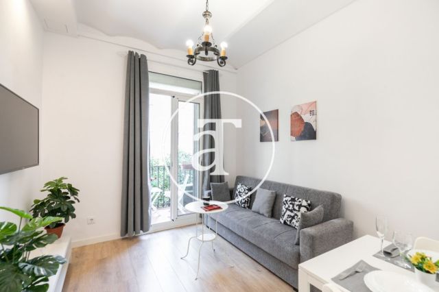 Piso de alquiler temporal de 2 habitaciones en el barrio de la Sagrada Familia