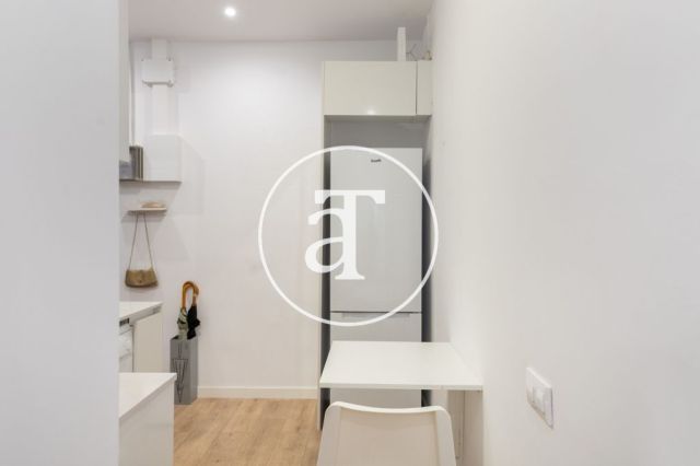 Piso de alquiler temporal de 2 habitaciones en el barrio de la Sagrada Familia 18