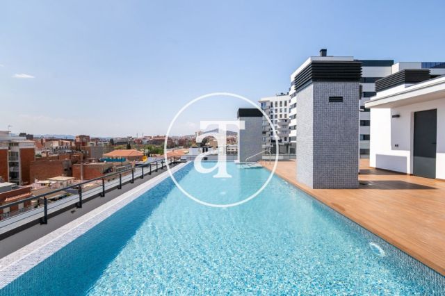 Monthly rental apartment with 2 bedrooms with terrace and communal pool in Hospitalet de Llobregat 3