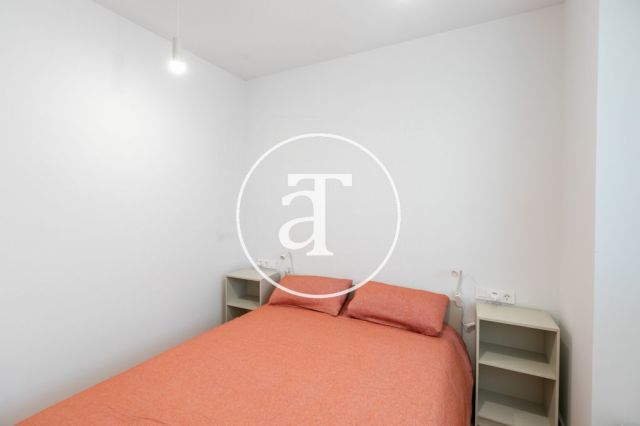 Monthly rental apartment with 2 bedrooms with terrace and communal pool in Hospitalet de Llobregat 26