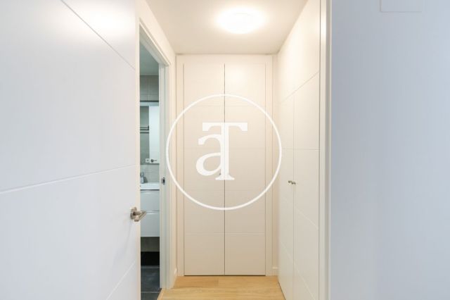 Monthly rental apartment with 2 bedrooms with terrace and communal pool in Hospitalet de Llobregat 28