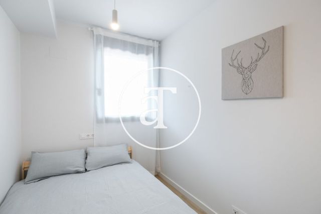 Monthly rental apartment with 2 bedrooms with terrace and communal pool in Hospitalet de Llobregat 20