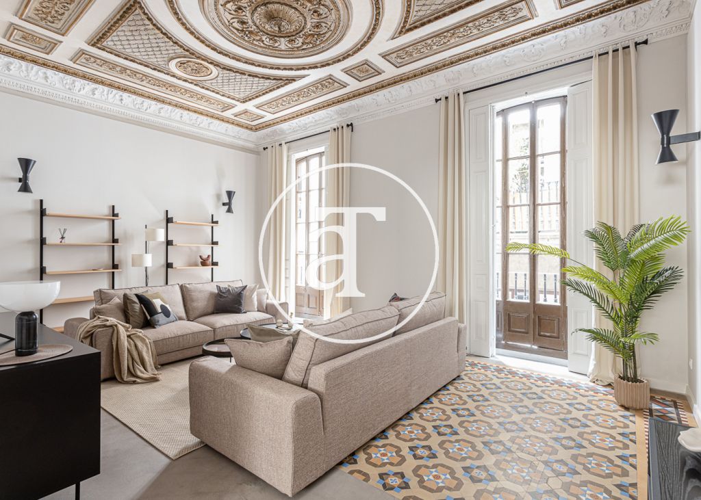 Monthly rental apartment with 2 bedrooms in the Gothic Quarter 1