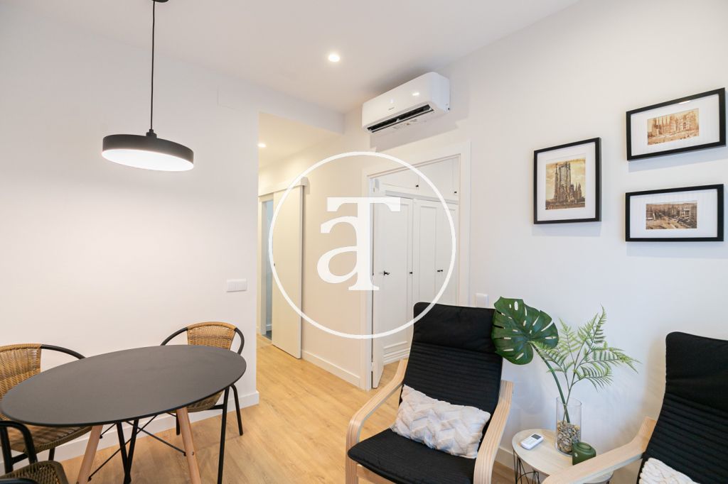 Monthly rental apartment with 2 bedrooms in Gracia 2