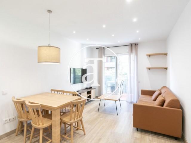 Piso de alquiler temporal de 3 habitaciones dobles a pasos de la Sagrada Familia
