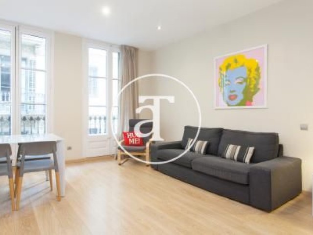 Monthly rental apartment with 3-bedroom close to the Parque de la Ciudadela