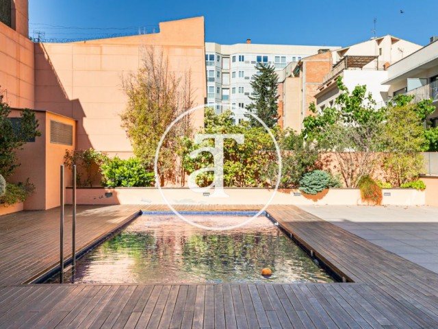 Dúplex de alquiler temporal de 2 habitaciones y piscina comunitaria en Gracia