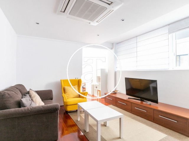 Moderno apartamento amueblado en exclusivo barrio residencial