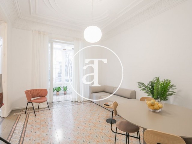Appartement de 2 chambres et 2 salles de bain à louer temporairement avec balcon