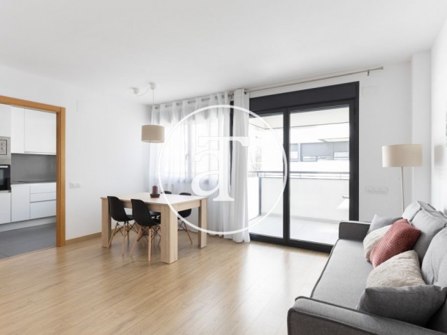 Piso de alquiler temporal de 2 habitaciones, vestidor y 1 baño en Sant Cugat