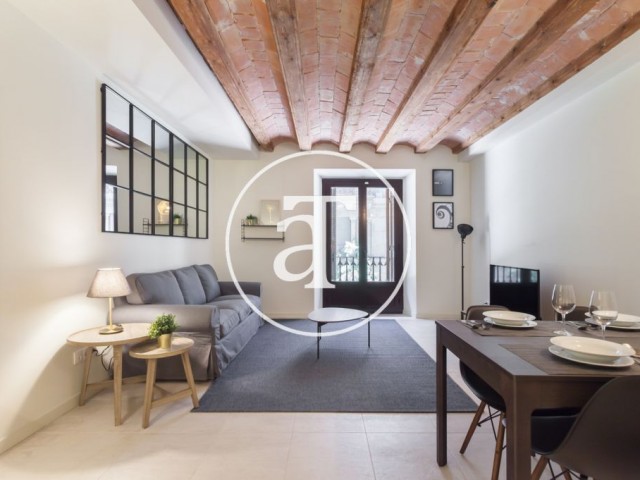 Monthly rental apartment with 2 bedrooms and 2 bathrooms in Ciutat Vella
