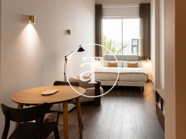 Coliving de alquiler temporal de 1 habitación y 1 baño en el Eixample